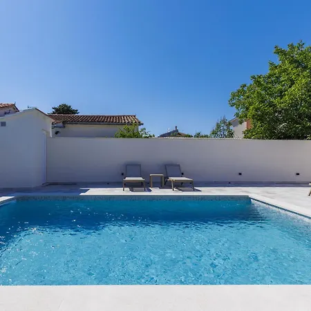 Kristina By Interhome * Pula